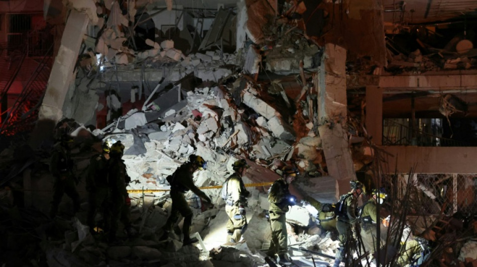 Rettungsdienst: Drei Tote und mehr als 130 Verletzte bei iranischen Angriffen in Israel