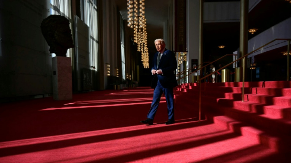 Trump diz que arquivos sobre assassinato de JFK ser&atilde;o desclassificados amanh&atilde;