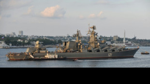 El buque insignia de Rusia en el Mar Negro sufre graves da&ntilde;os tras una explosi&oacute;n