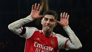 Arsenal goleia Chelsea (5-0) e volta a assumir lideran&ccedil;a da Premier League