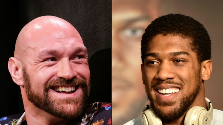 Joshua signs deal to face Fury in all-British grudge match