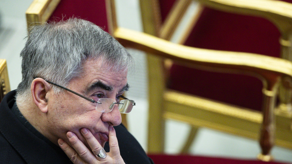 Processo Becciu, annullata l'udienza di domani