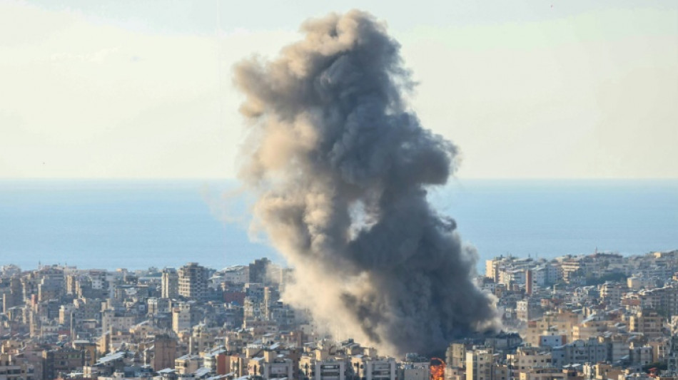 L&iacute;bano proh&iacute;be actividades militares de Hezbol&aacute; tras atacar Israel y en medio de guerra regional