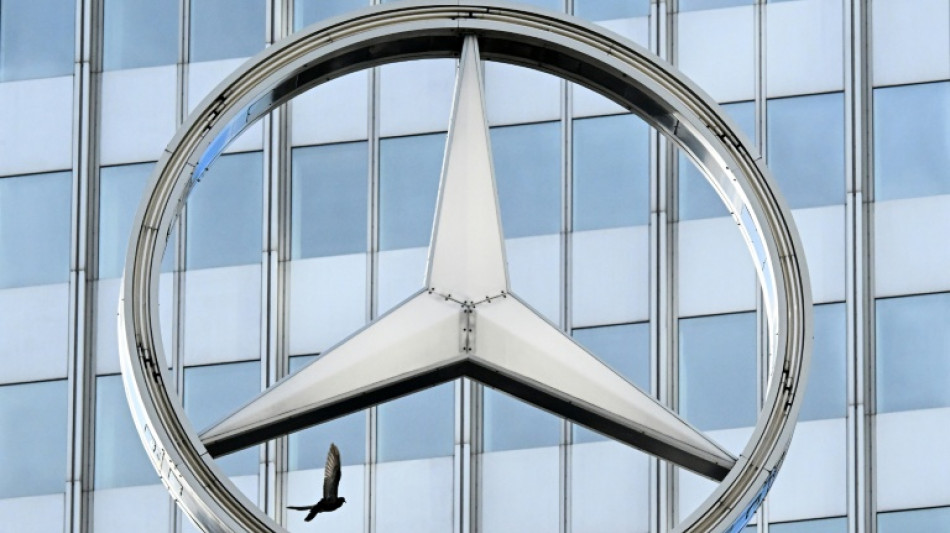 Schwaches China-Gesch&auml;ft und US-Z&ouml;lle: Gewinn von Mercedes bricht ein