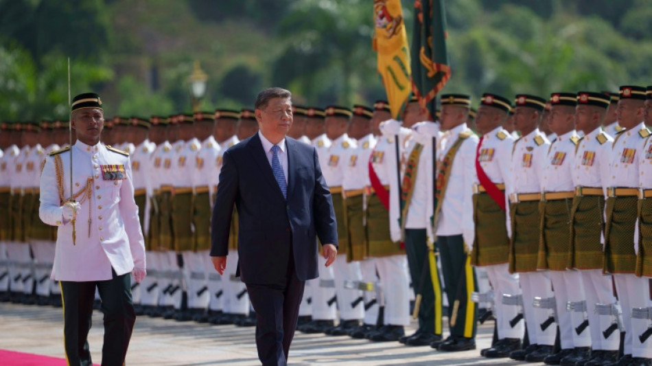 Le pr&eacute;sident chinois Xi poursuit son offensive de charme par la Malaisie
