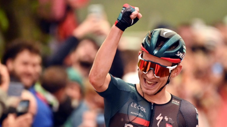 El ciclista alem&aacute;n K&auml;mna, en "estado estable" tras el accidente con un coche en Tenerife