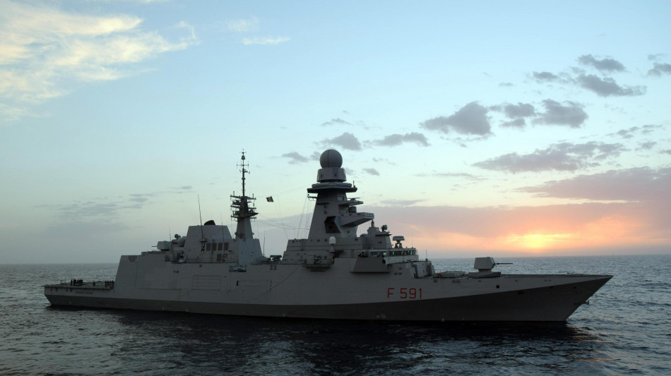 Cargo russo al largo della Sardegna, la Nato monitora gli spostamenti