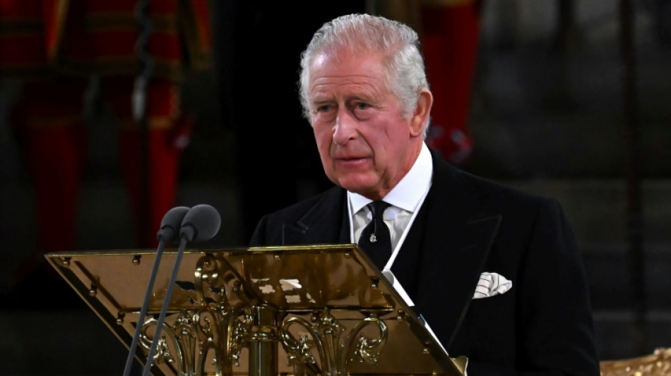 K&ouml;nig Charles III. h&auml;lt Antrittsrede vor dem Parlament
