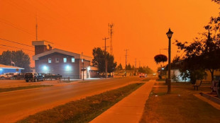 Ordenan la evacuaci&oacute;n en una ciudad de Canad&aacute; ante la advertencia de incendios forestales