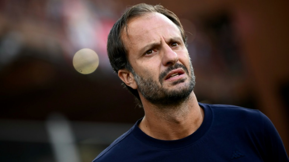 Genoa demite t&eacute;cnico Alberto Gilardino