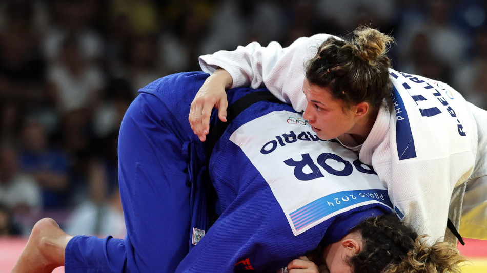 Parigi: Albano sul tatami dell'oro Bellandi, e canta 'Felicit&agrave;'