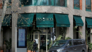 Duas semanas ap&oacute;s trag&eacute;dia na Su&iacute;&ccedil;a, velas pirot&eacute;cnicas causam inc&ecirc;ndio na Espanha