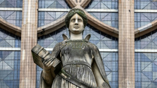 Berlin: Prozessbeginn gegen Mann wegen T&ouml;tung von Freundin und T&ouml;chtern mit Armbrust