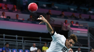 "Akute Infektion": K&ouml;ster fehlt nach Knie-OP mehrere Wochen