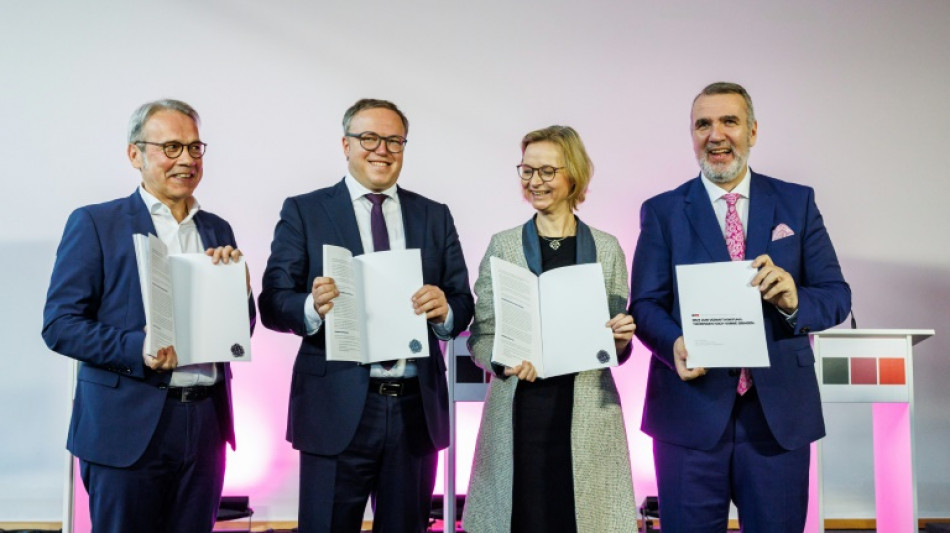 Th&uuml;ringen: Koalitionsvertrag zwischen CDU und BSW sowie SPD unterzeichnet