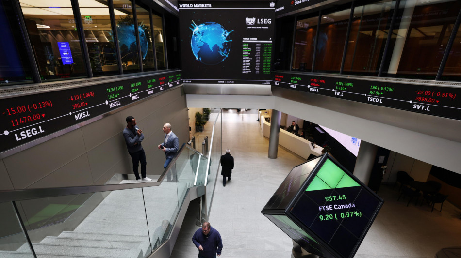 Borsa: l'Europa contrastata dopo Wall Street, poco mossa Milano