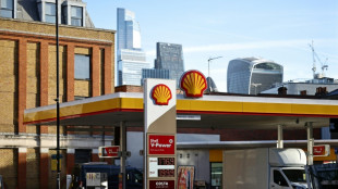 Petrol&iacute;feras obt&ecirc;m enormes lucros em um mercado impactado pela guerra