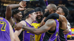NBA: LeBron James sauve les Lakers à la sirène