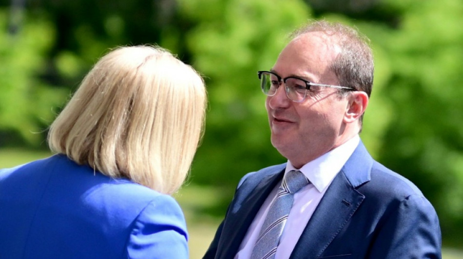 Dobrindt: Zahl der Zur&uuml;ckweisungen soll "nach und nach steigen"