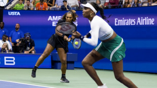 US Open: Serena et Venus Williams &eacute;limin&eacute;es au 1er tour du double
