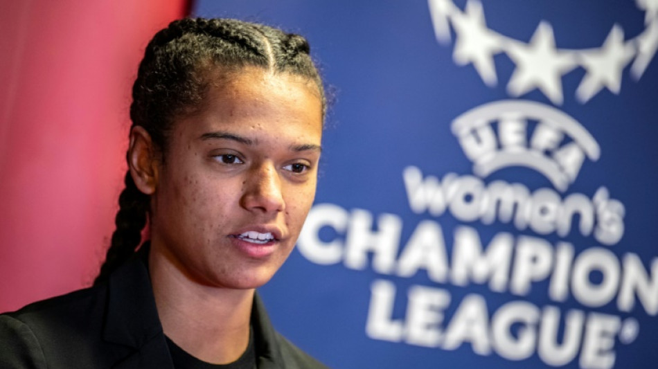 'Set en blanco' del Bar&ccedil;a femenino en Suecia