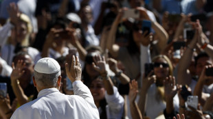 Il Papa, fermare la guerra in Ucraina, ora dialogo e pace