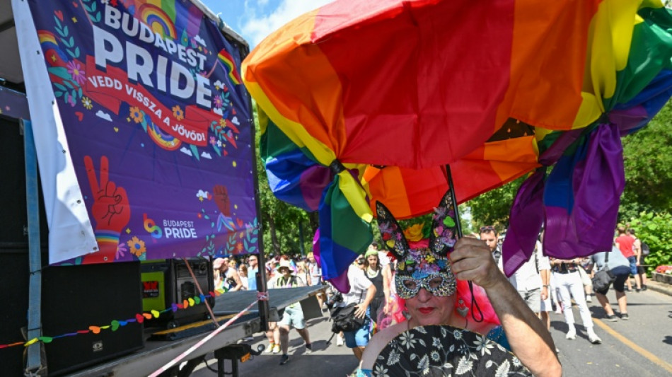 El alcalde de Budapest mantiene Marcha del Orgullo en desafío a la policía y al Gobierno húngaro