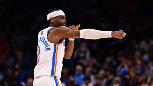 Gilgeous-Alexander scores 40 as Thunder clinch playoff berth 