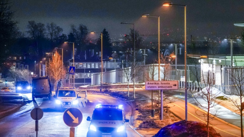 Polic&iacute;a noruega se&ntilde;ala posible m&oacute;vil terrorista en explosi&oacute;n en la embajada de EEUU