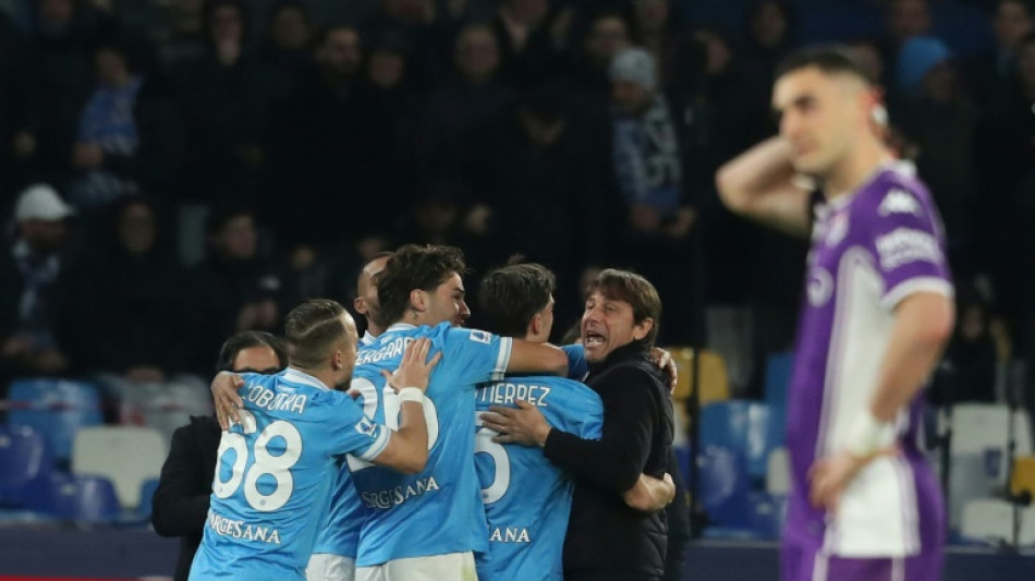 Napoli edge Fiorentina as injury crisis deepens