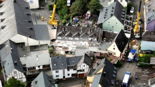 Gedenken in Kr&ouml;v nach Hoteleinsturz mit zwei Toten