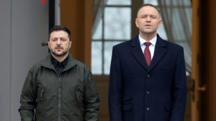 Tensions entre Varsovie et Kiev: Zelensky renvoie sa m&eacute;daille en Pologne