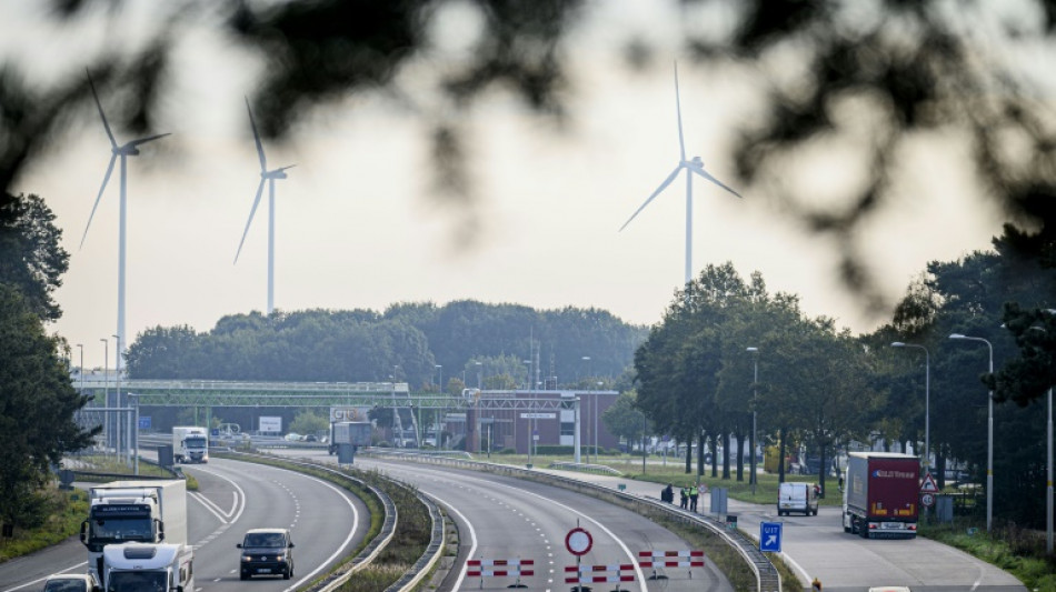 FDP-Fraktionsvize Konrad fordert Sonderspuren f&uuml;r Lkw bei Grenzkontrollen