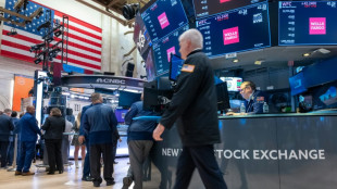 Wall Street termine en hausse, le Dow Jones au plus haut depuis pr&egrave;s de deux ans