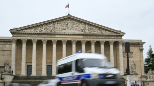 Macron en la encrucijada en Francia: nuevo gobierno, elecciones o dimisi&oacute;n