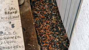 Carl Brave torna a sorpresa con l'ep Mozziconi