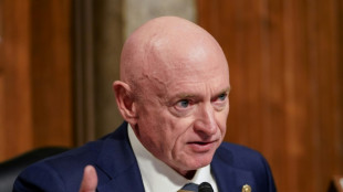 "Du bist ein Verr&auml;ter": Musk beleidigt US-Senator Mark Kelly nach Ukraine-Besuch