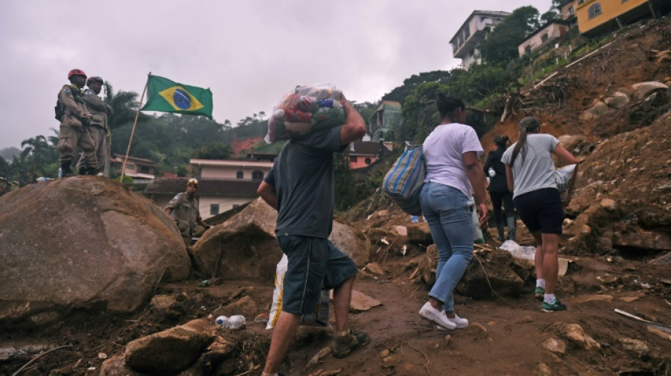 Los muertos por lluvias torrenciales r&eacute;cord en Petr&oacute;polis (Brasil) suben a 176