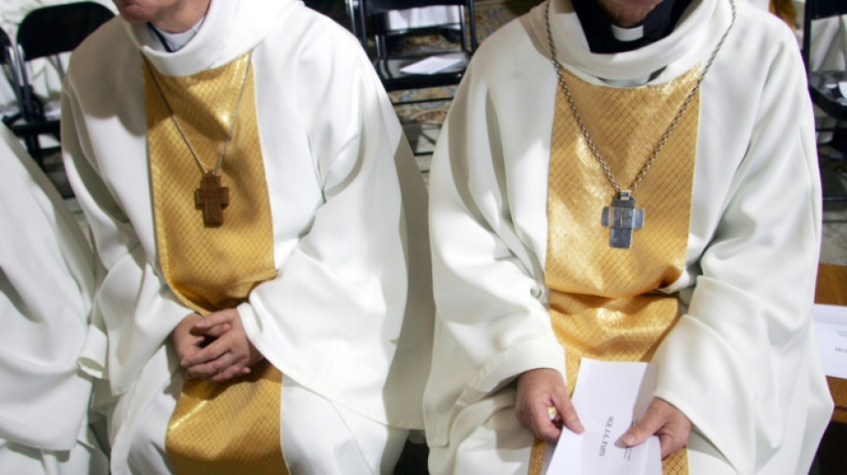 Franz&ouml;sische Kirche beginnt mit Entsch&auml;digungszahlungen f&uuml;r Missbrauchsopfer