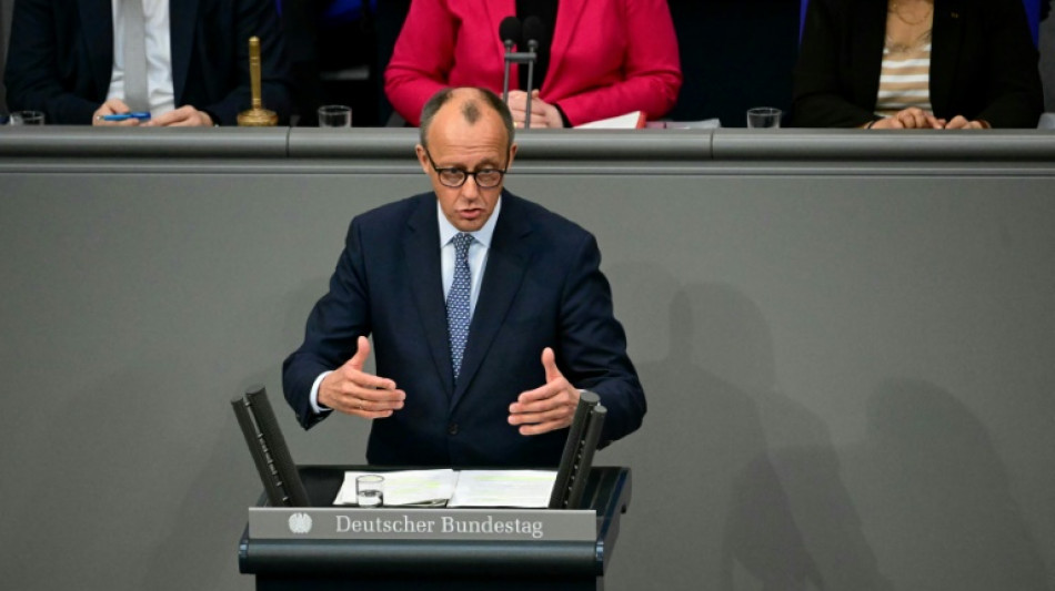 Union und SPD werben im Bundestag f&uuml;r Schuldenpaket - Massive Kritik an Merz