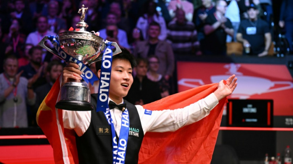 Snooker: le Chinois Zhao Xintong premier asiatique sacré champion du monde