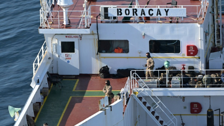 Un p&eacute;trolier de la flotte fant&ocirc;me russe intercept&eacute; au large des c&ocirc;tes fran&ccedil;aises, deux gardes &agrave; vue