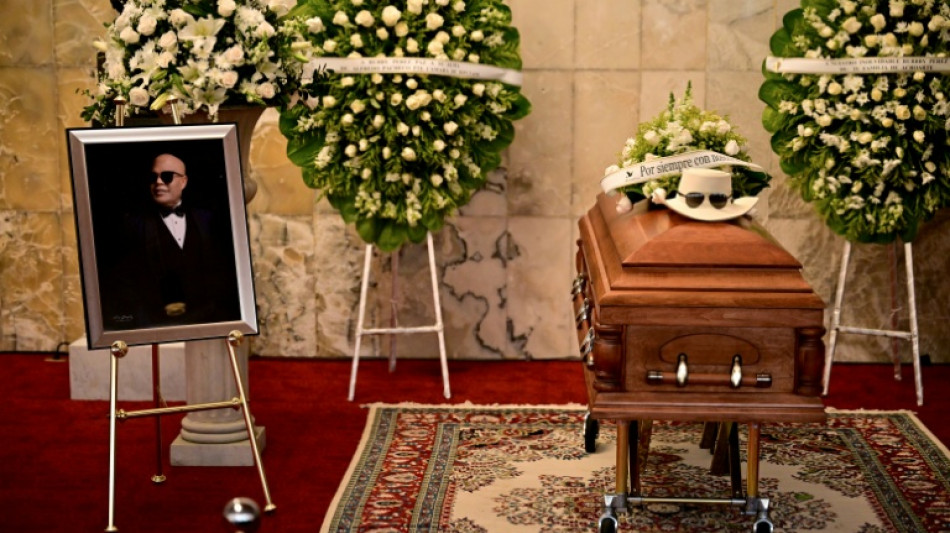 Hijas del merenguero dominicano Rubby Pérez demandan a los dueños de la discoteca colapsada