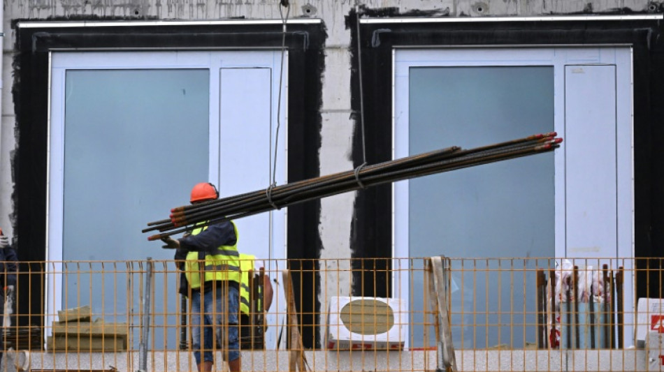 DGB will gro&szlig;e Firmen zum Bau von Werkswohnungen verpflichten
