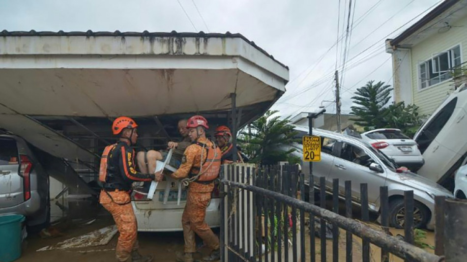 Tuf&atilde;o Kalmaegi deixa 26 mortos nas Filipinas