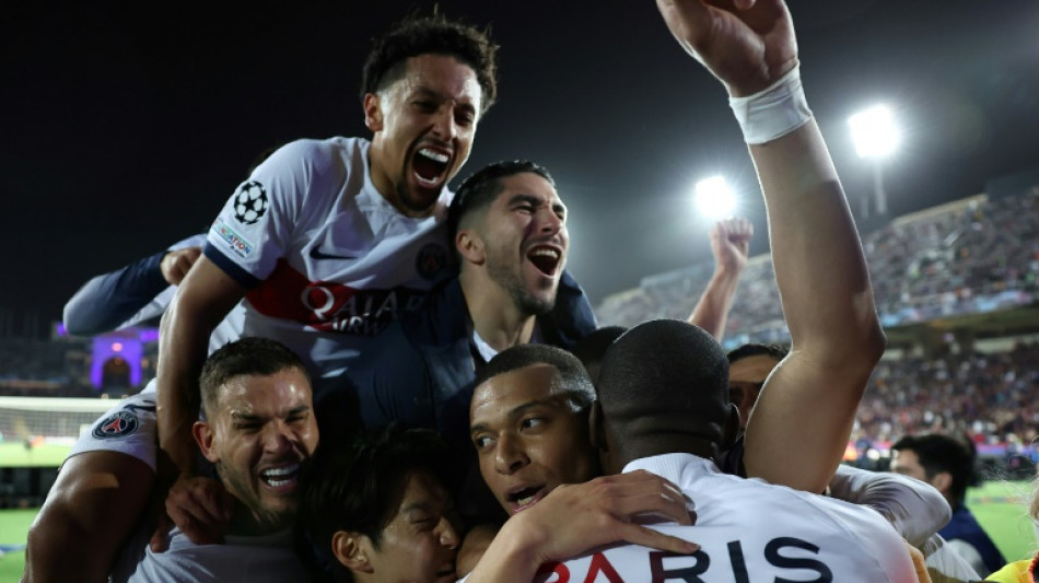 PSG goleia na visita ao Bar&ccedil;a (4-1) e avan&ccedil;a &agrave;s semifinais da Champions