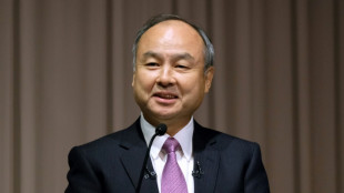 Softbank investir&aacute; U$S 100 bilh&otilde;es e criar&aacute; 100 mil empregos nos EUA, afirma Trump