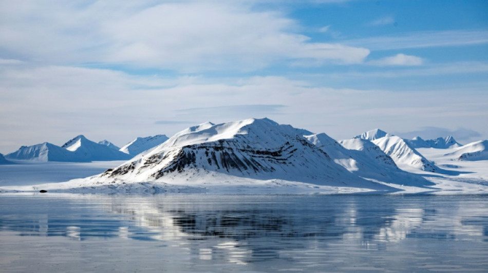 Noruega anuncia una "soluci&oacute;n" en una pugna con Rusia sobre el aprovisionamiento de islas del &Aacute;rtico