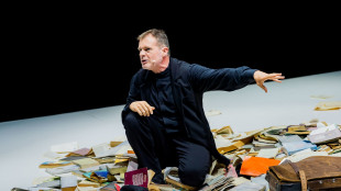 Weekend a teatro tra Ovadia, Massini e Della Rosa