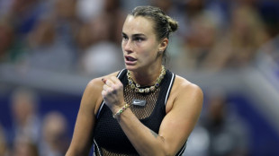 Sabalenka vence Pegula lutar&aacute; pelo tri no US Open